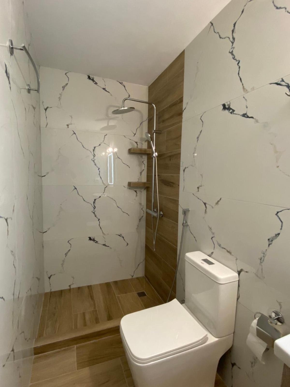 Rentrooms Geni Ksamil Exterior photo